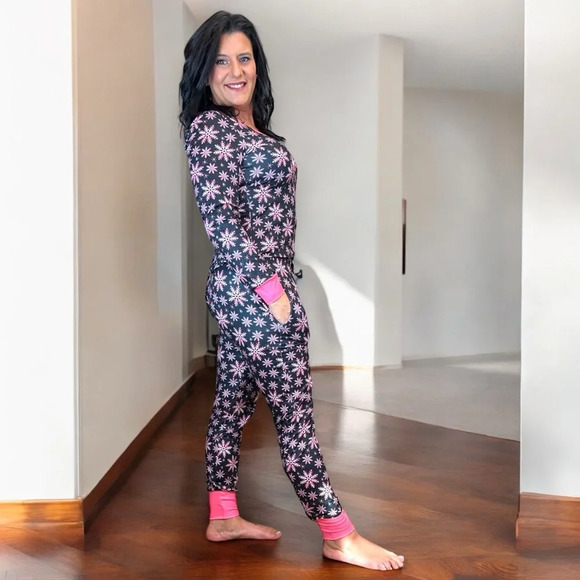 Shirley &‎ Stone jogger pajama lounge set pink snowflake - Picture 11 of 12